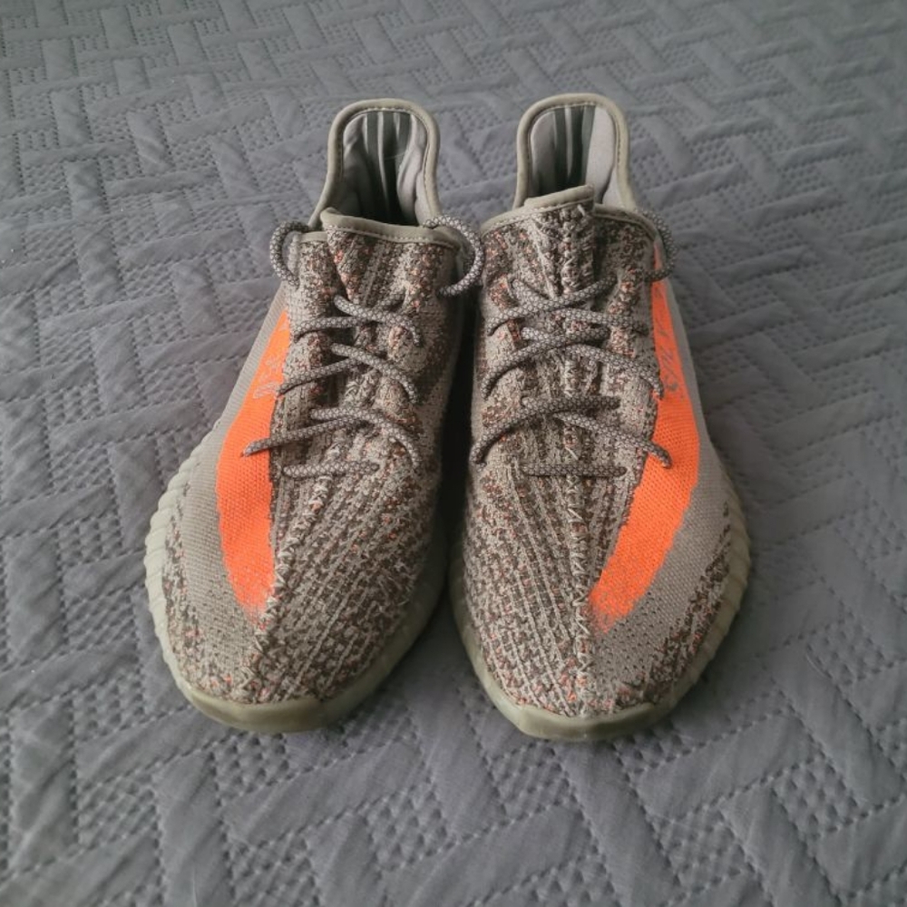 Yeezy Boost 350 v2